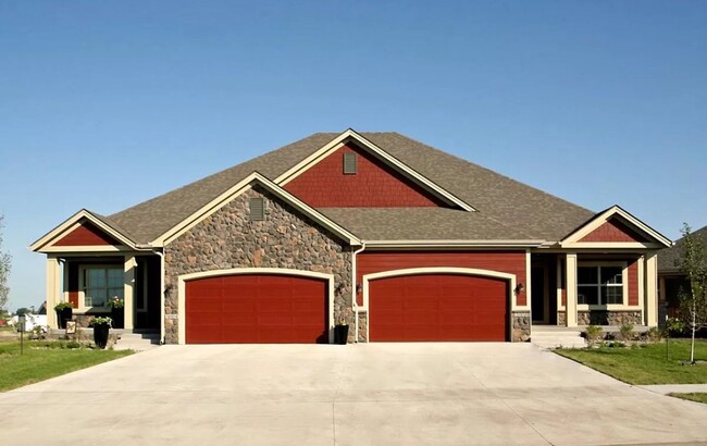 Building Photo - Centennial Pointe West