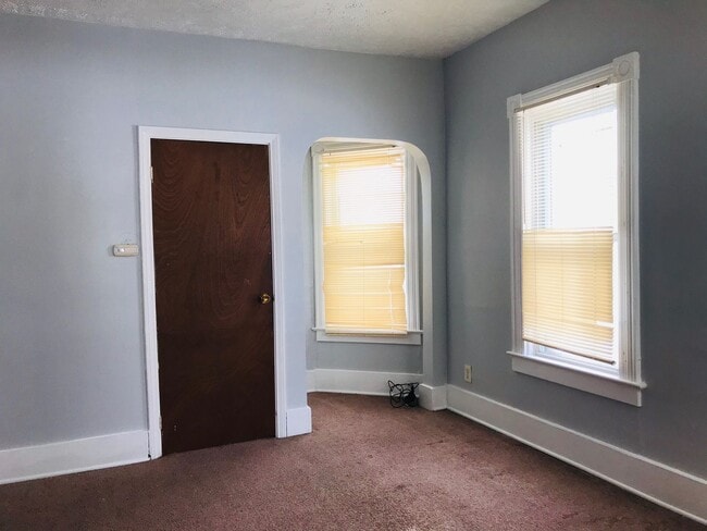 Building Photo - 201 Campbell Park