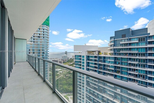 Building Photo - 1300 S Miami Ave
