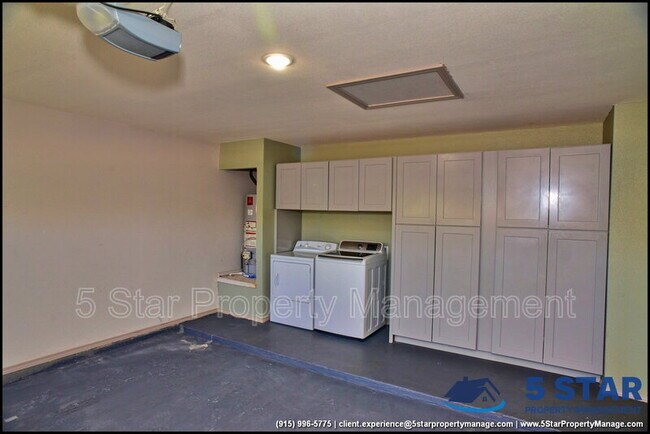Building Photo - 703 Lt Joe Magellanes Rd