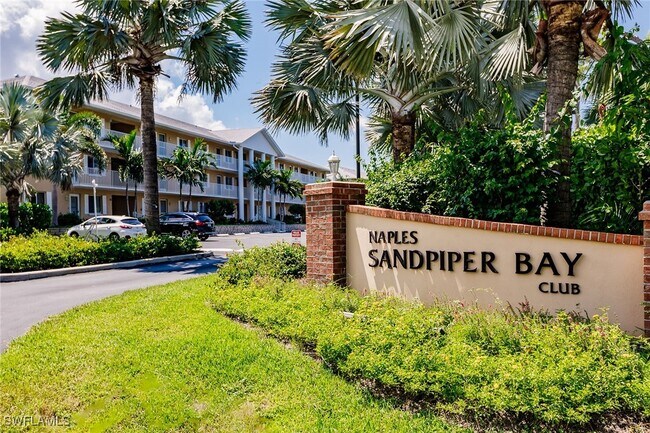 Building Photo - 3032 Sandpiper Bay Cir