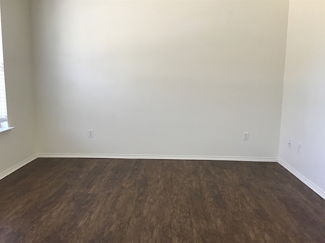 Building Photo - 1701 Oak Bend Ln