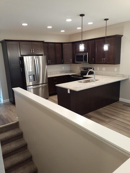 Building Photo - 2805 Terrace Dr
