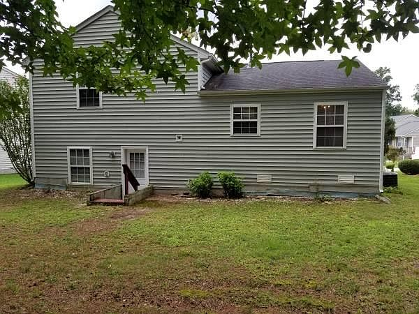 Building Photo - Room in House on Renyard Ct