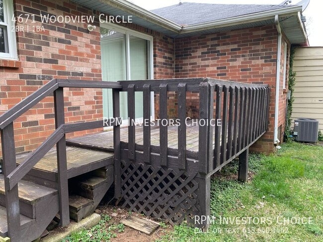 Building Photo - 4671 Woodview Cir