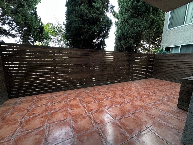 Patio view 3 - 11951 Mayfield Ave