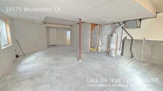 Building Photo - 10575 Wildhurst Cir