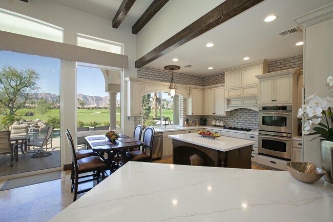 Building Photo - 79985 Rancho La Quinta Dr