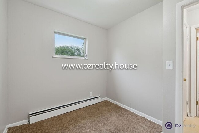 Building Photo - 185 Mettler St