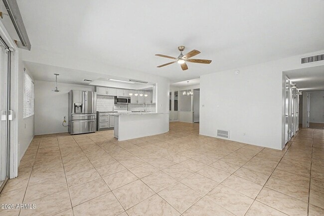 Building Photo - 3734 E Montecito Ave