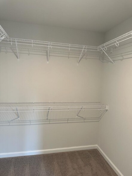 Building Photo - 619 Rivanna Hl Rd