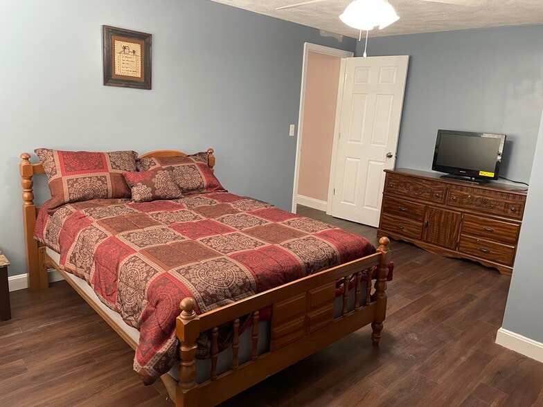 Building Photo - 229 Essex St