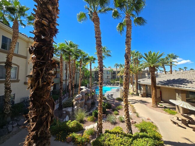 Building Photo - FULLY FURNISHED * 1BED/1BATH CONDO WITH 1 CAR GARAGE IN SOUTHWEST LAS VEGAS