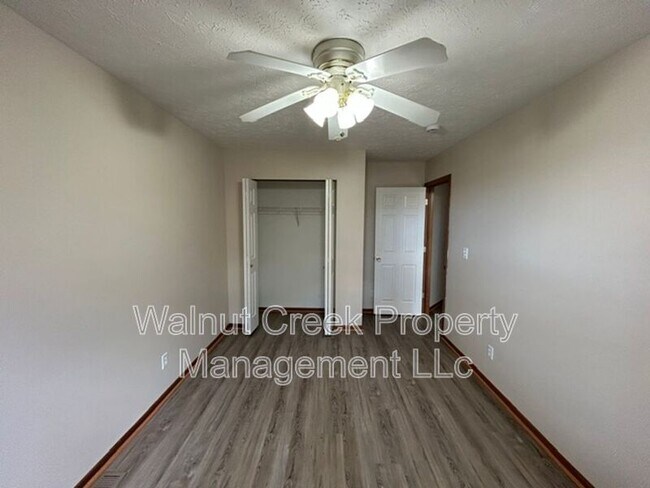 Building Photo - 3115-3117 Surf Ave