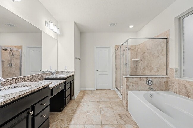 Building Photo - 14201 Spring Birch Ln