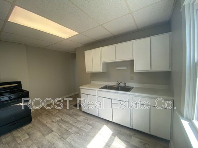 Building Photo - 551-553 E.Cassilly St.