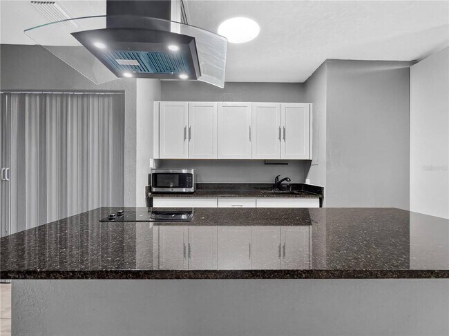 Building Photo - 465 Rio Grande Ln