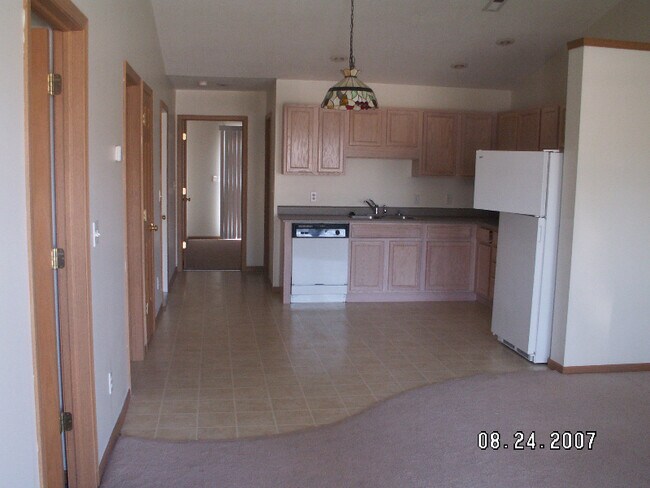 Primary Photo - 2356 Meadowpoint Dr