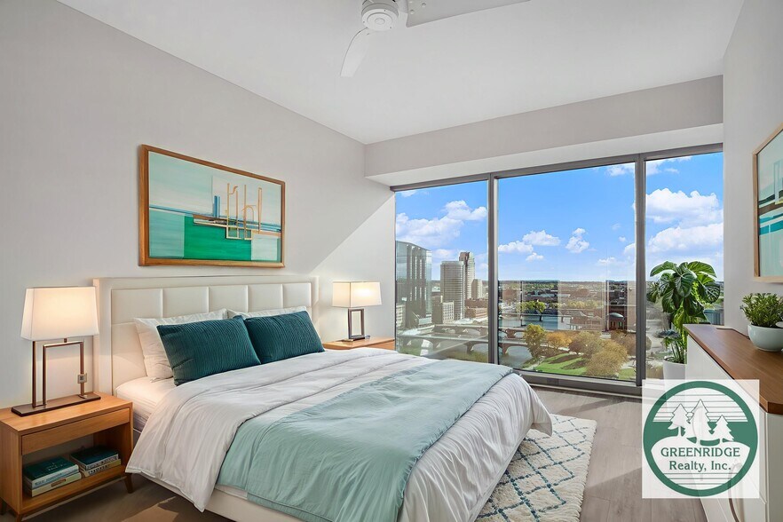 Building Photo - 335 Bridge St NW