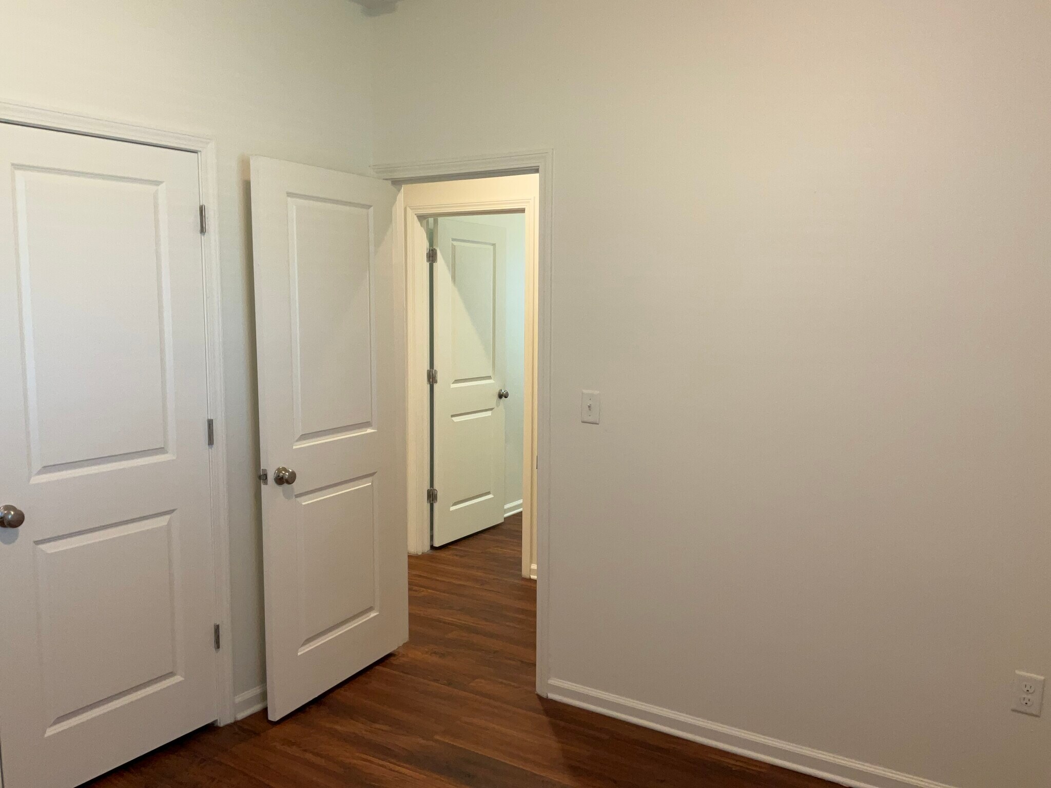Building Photo - 8116 Golden Bamboo Dr