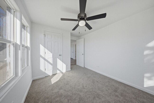 Building Photo - 835 Bishop Ave