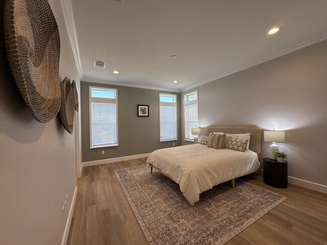 Building Photo - 736 Pirates Rest Rd