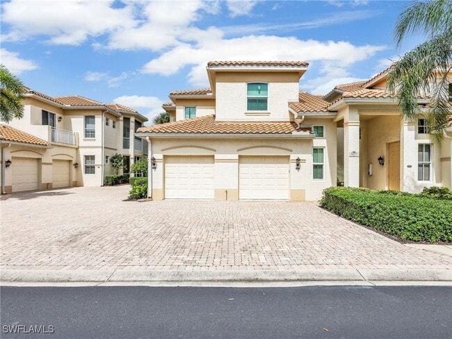Building Photo - 9071 Las Maderas Dr
