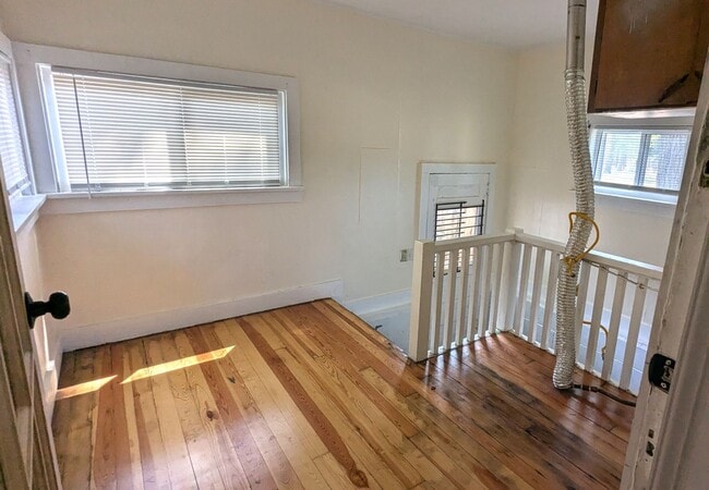 Building Photo - 1784 Hoyt St