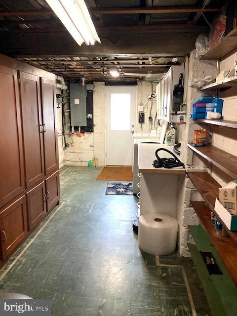 Building Photo - 14 W Summerfield Ave