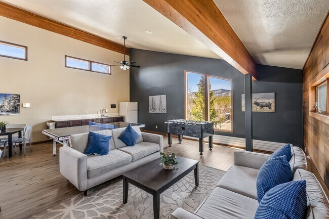 Building Photo - Winter Seasonal or Long Term Rental- Snowscape Condos #50