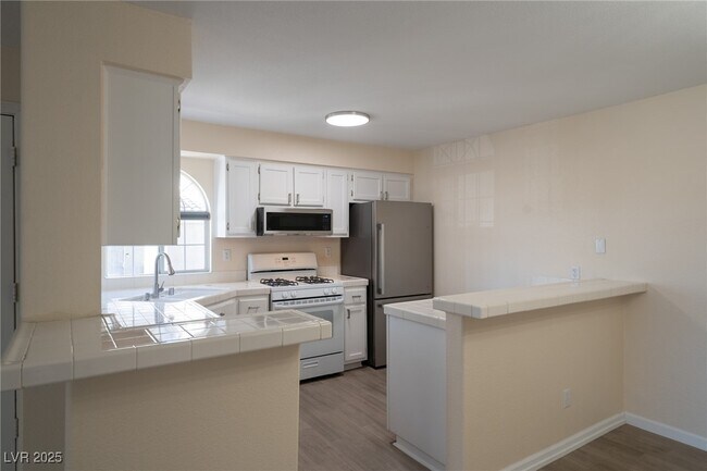 Building Photo - 2251 Wigwam Pkwy