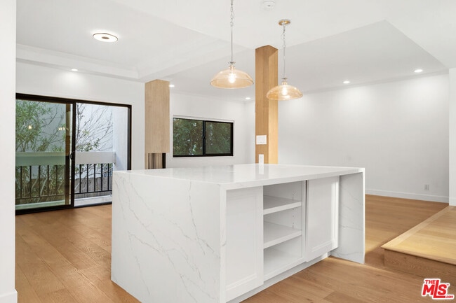 Building Photo - 234 S Tower Dr