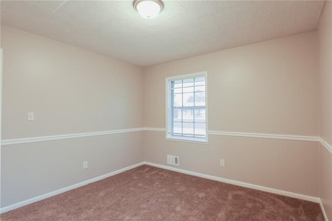 Building Photo - 8951 Cornell Dr