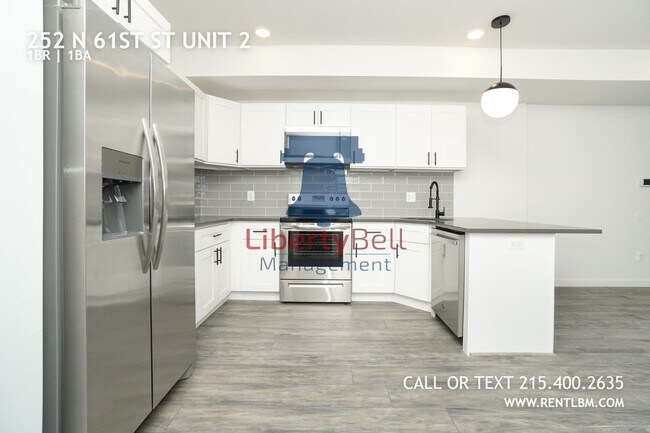 Building Photo - 252 N 61st St