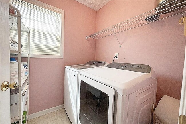 Building Photo - 69 Morning Top Ct