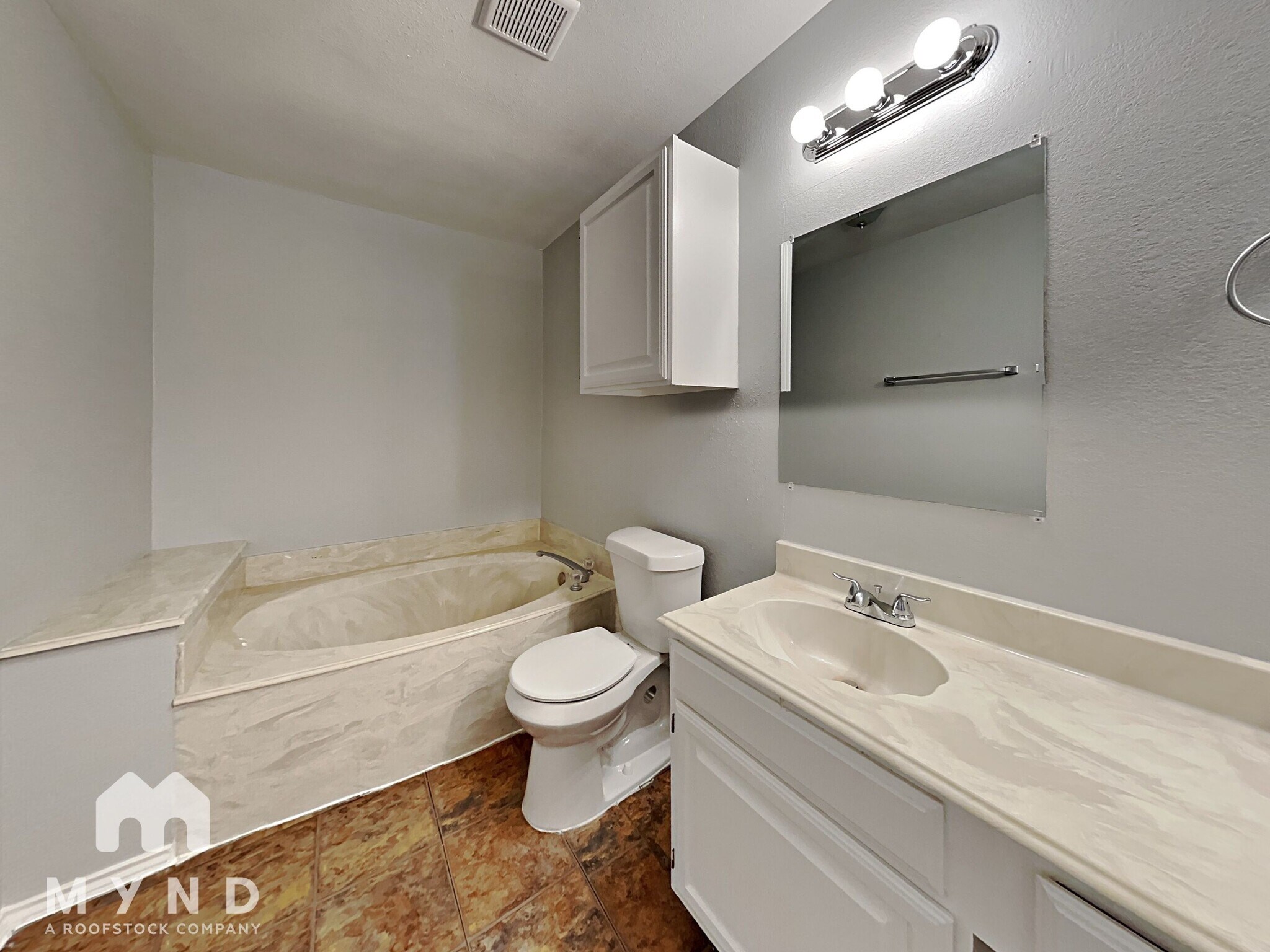 Building Photo - 4628 Feathercrest Dr