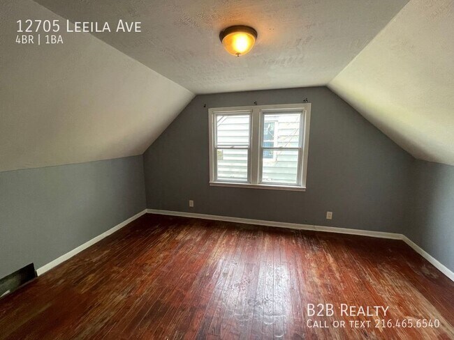 Building Photo - 12705 Leeila Ave