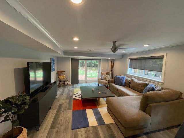 Building Photo - 360 Elden Dr NE