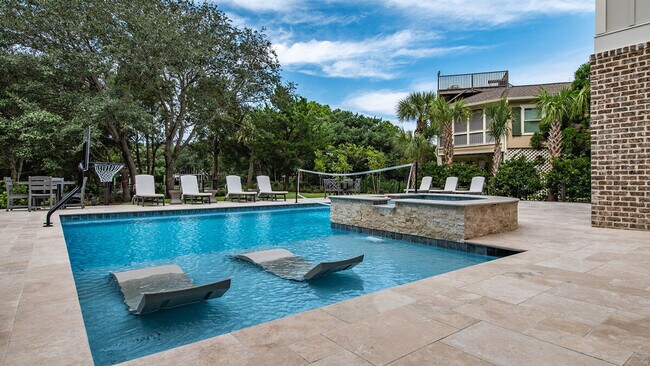 Building Photo - 1058 Debordieu Blvd