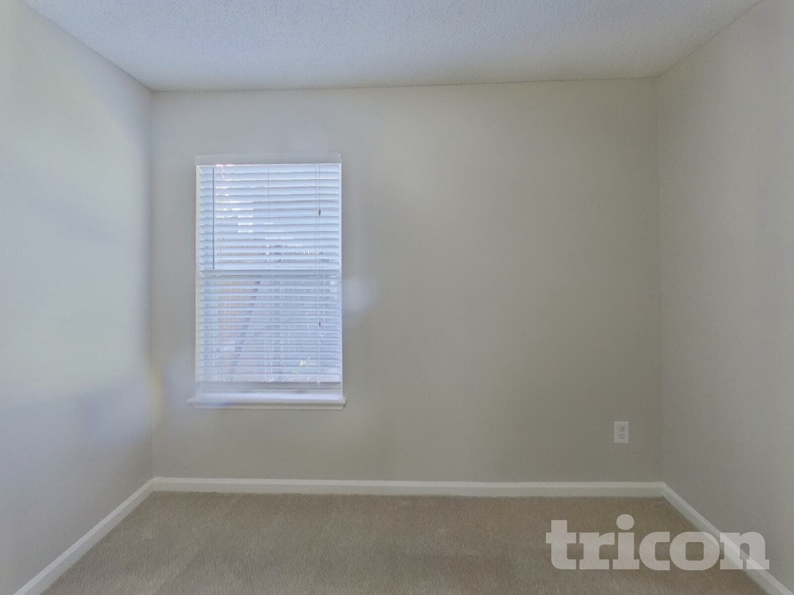 Building Photo - 3840 Tallcott Dr