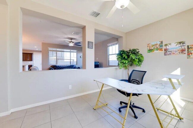 Building Photo - 3959 E Perkinsville St