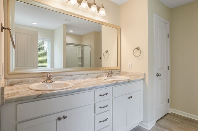 Building Photo - 3bd 2.5ba Home for Rent in Hinesville!
