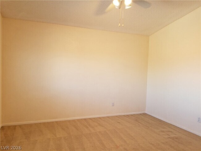 Building Photo - 733 Wheat Ridge Ln