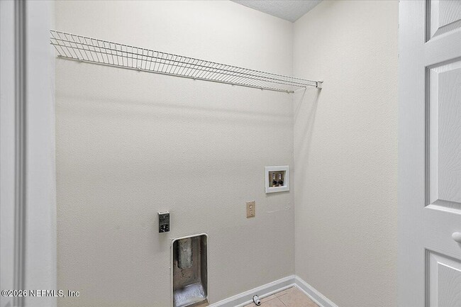 Building Photo - 13305 Stone Pond Dr