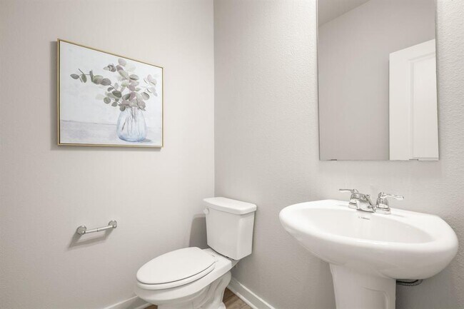 Building Photo - 253 Fieldwood Dr