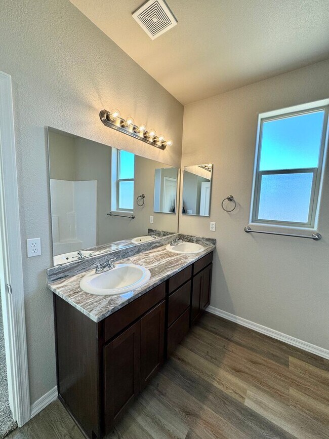 Building Photo - Come Check Out this Beautiful 2025 New Build!!!!