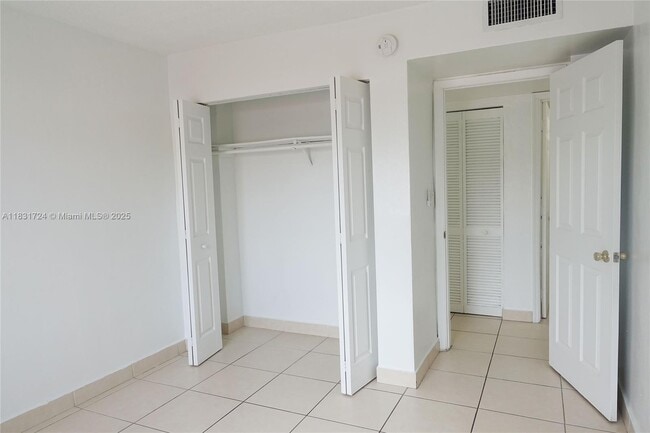 Building Photo - 495 NW 72nd Ave