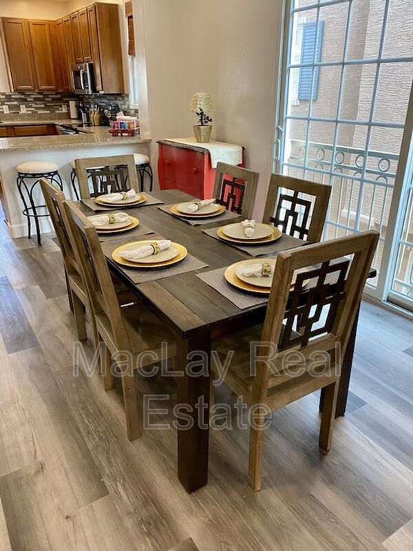 Building Photo - 2631 S Key Biscayne Dr