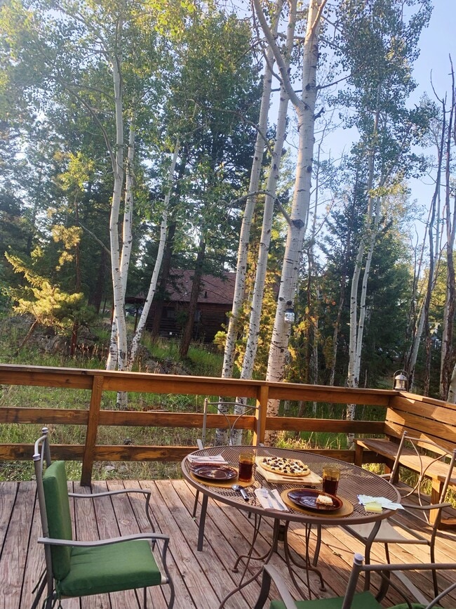 Building Photo - 258 Raccoon Cir