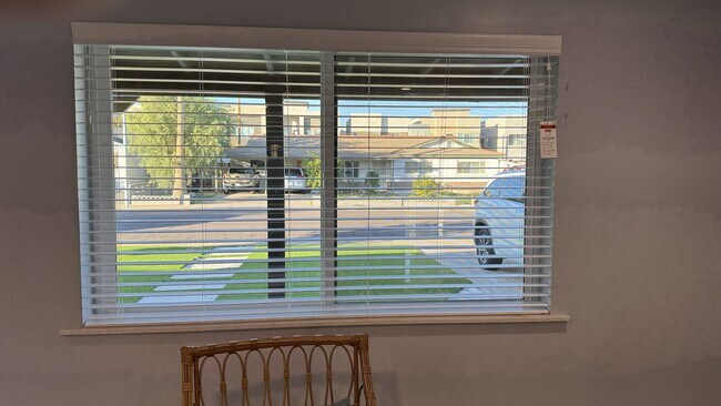 Building Photo - 6843 E Loma Land Dr